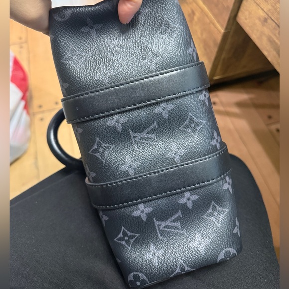 Louis Vuitton Keepall Bandoulière 25 Monogram Eclipse Reverse Canvas - Picture 15 of 16